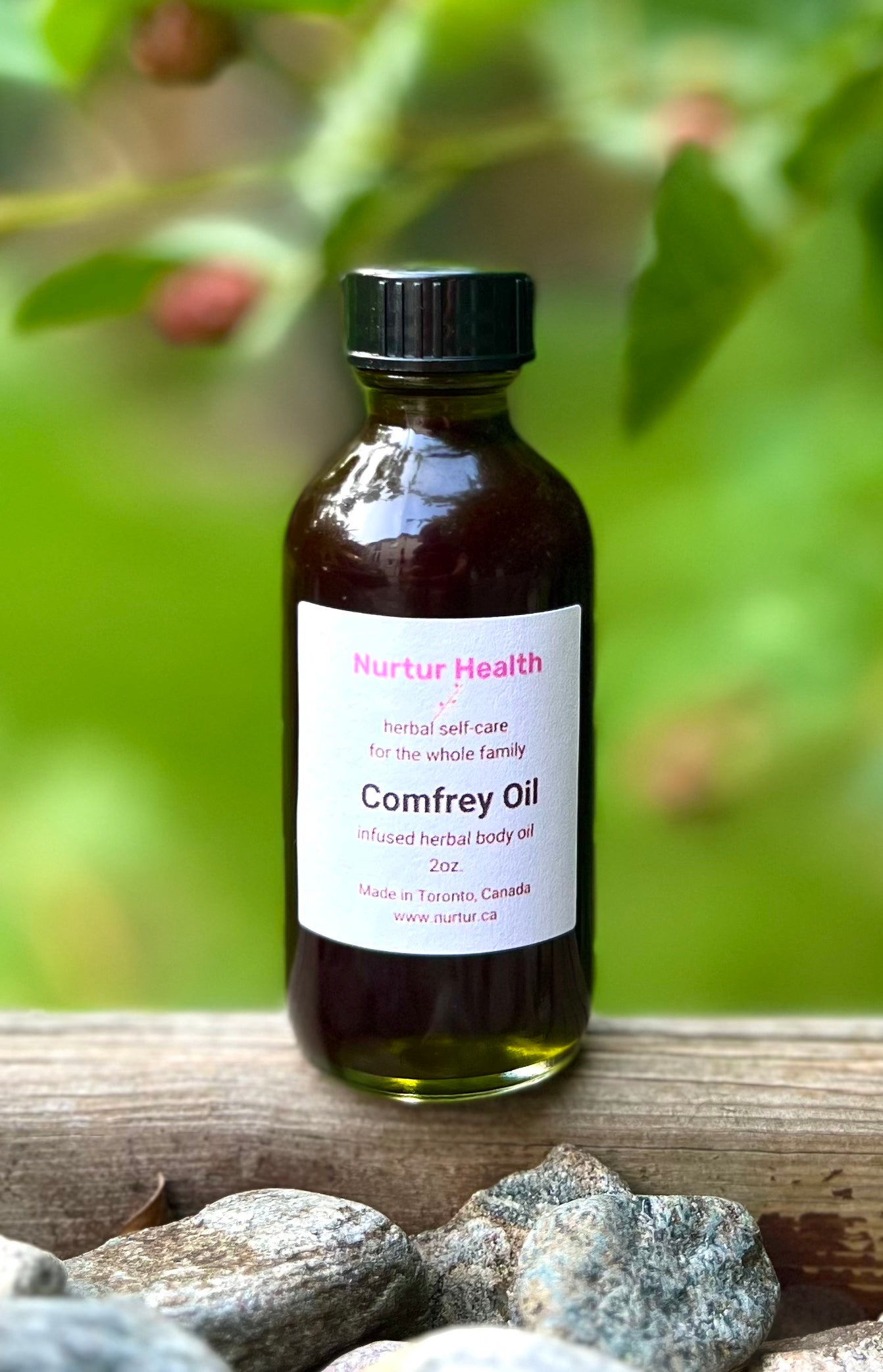 Comfrey Herbal Oil (Symphytum officinale leaf oil)