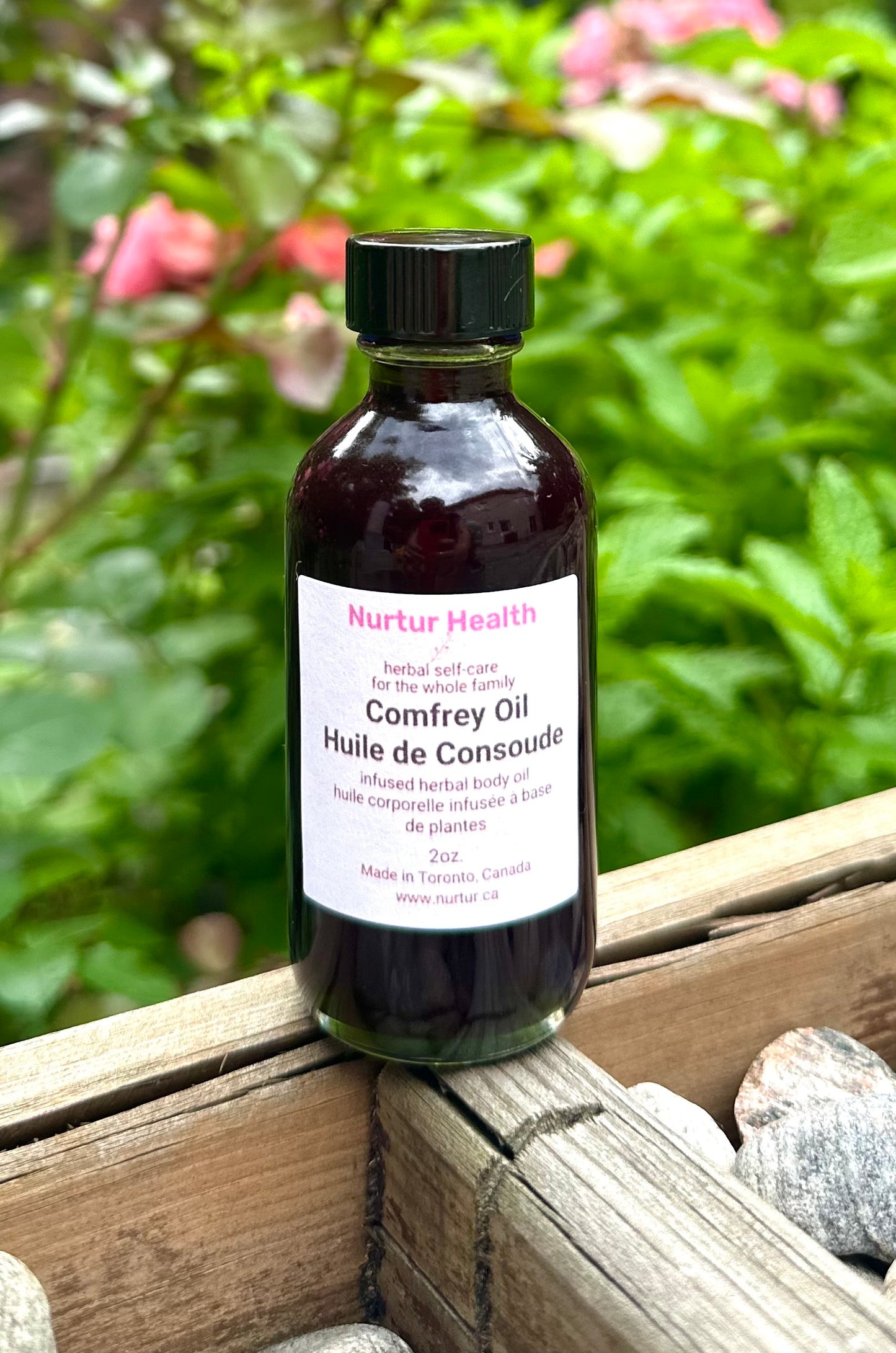 Comfrey Herbal Oil (Symphytum officinale leaf oil)